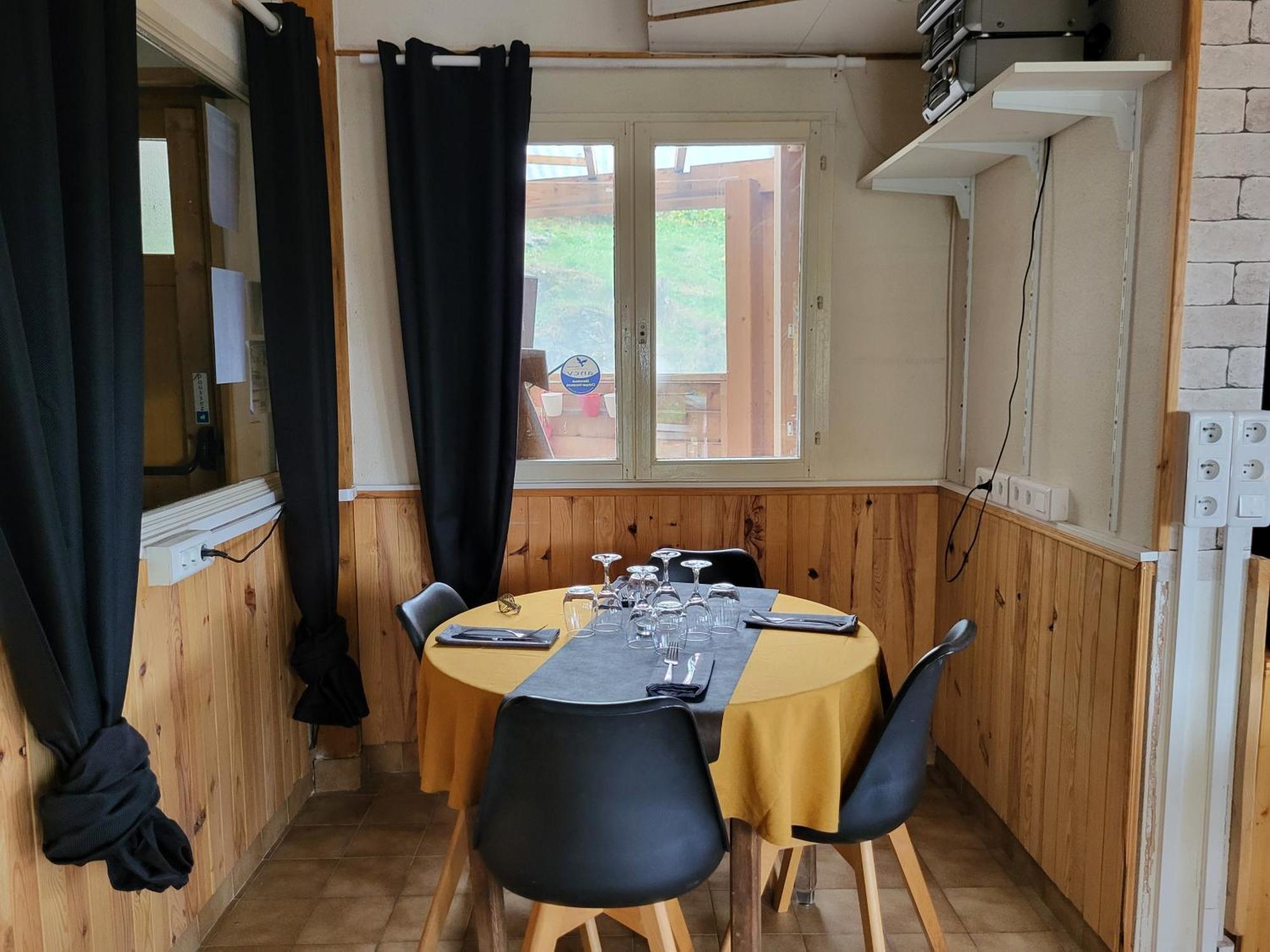 Auberge Restaurant Du Virage Chamrousse Eksteriør billede